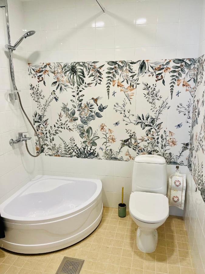 Apartamento Rüütli 24-3 Pärnu Exterior foto